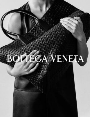 Bottega Veneta slavi 50 godina pletenog kožnog “intrecciato” dizajna, a ovo je njegov istorijat