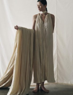 Zara nastavlja istraživanje “fast couture” koncepta, a ovo su detalji