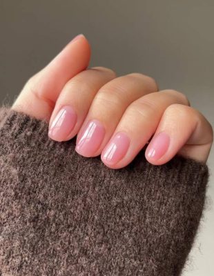 Zaboravi na crveni lak: Babydoll manikir je nova beauty opsesija