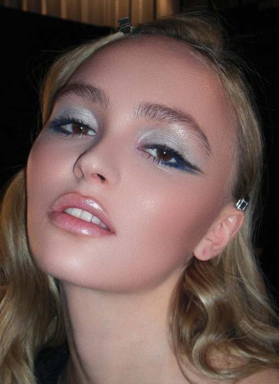 “Frosted lips” su dokaz da nostalgija ponovo osvaja beauty scenu