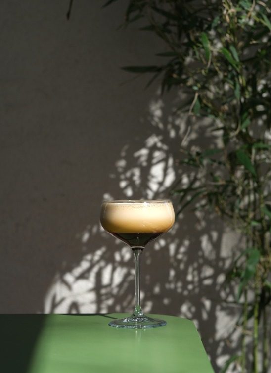 Espresso Martini vikend u Fresci: Novi specijali sa kafom, prvi sunčani dani na terasi i planovi za proleće
