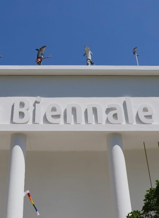 Umetnice na Venecijanskom bijenalu – od već afirmisanih imena do uzbudljivih novih glasova