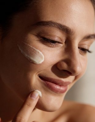 Viralna K-beauty krema o kojoj svi pričaju, koriste je i poznati